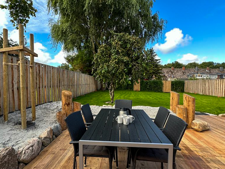 Terrasse und Garten