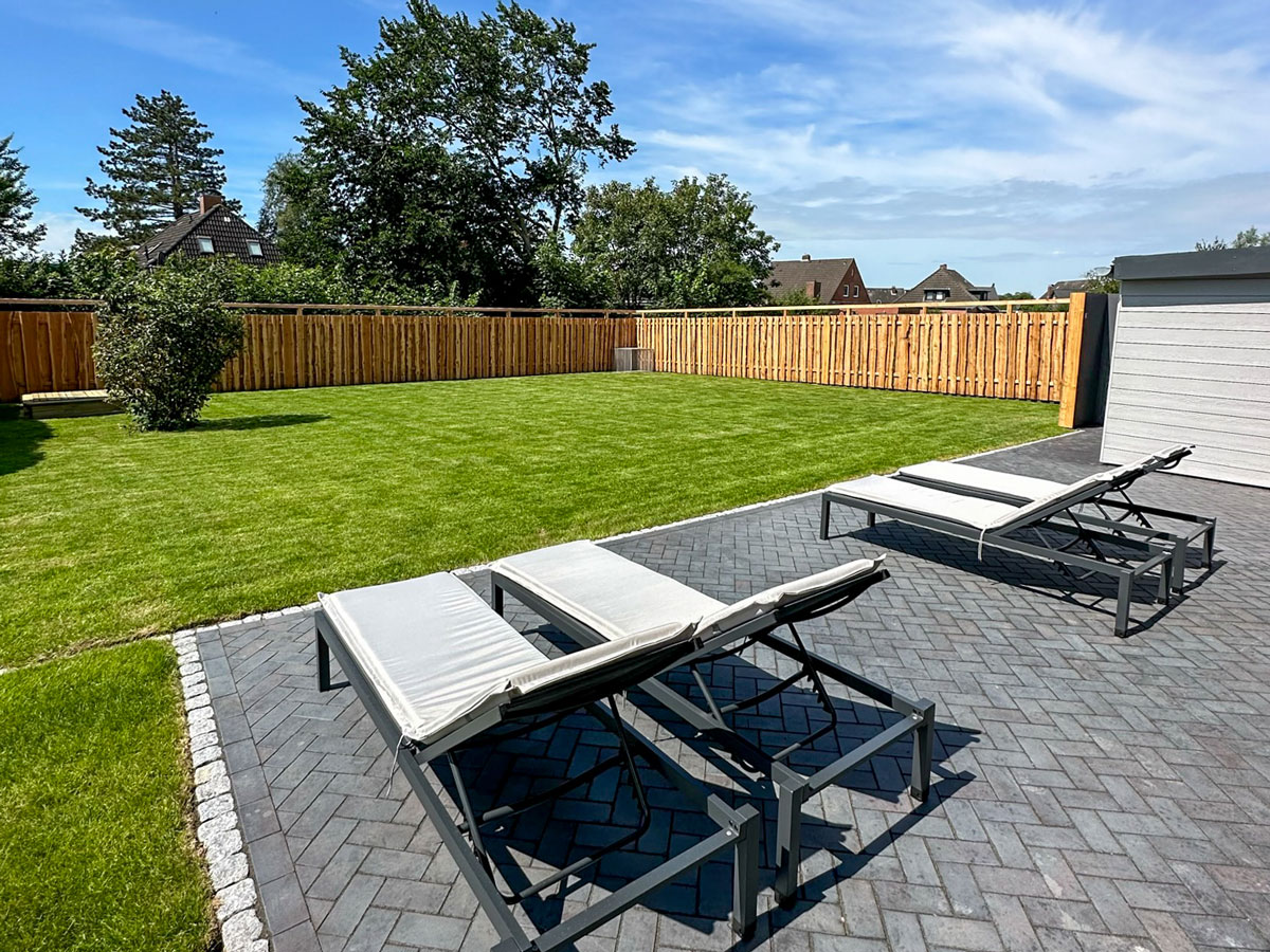 Terrasse und Garten